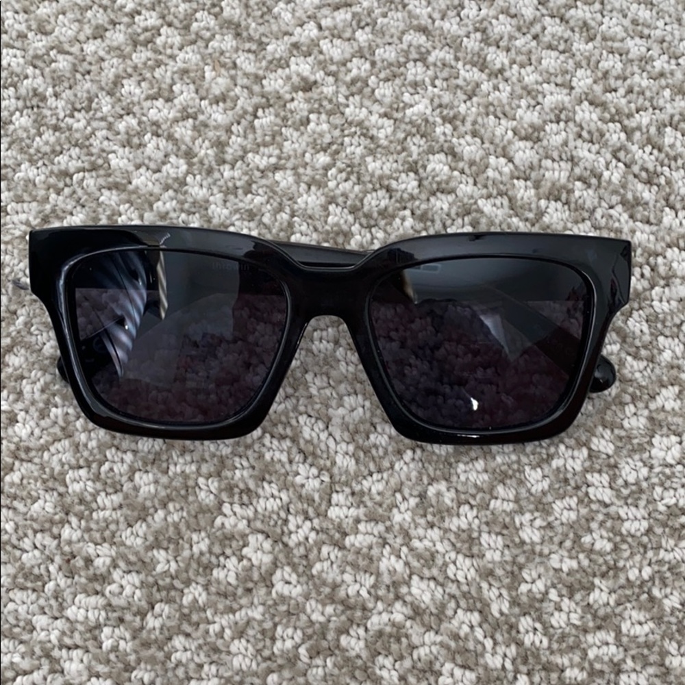 UO sunglasses